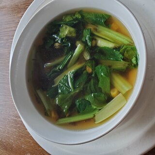 小松菜とコーンの塩昆布スープ